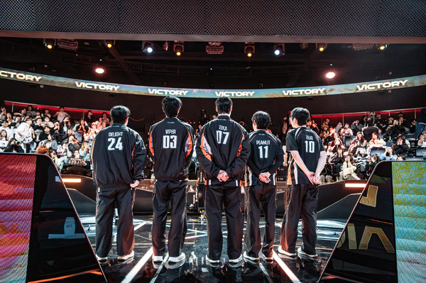 LCK CUP初代王者は“5セットの悪魔”こと「HLE」―またしてもフルセットを