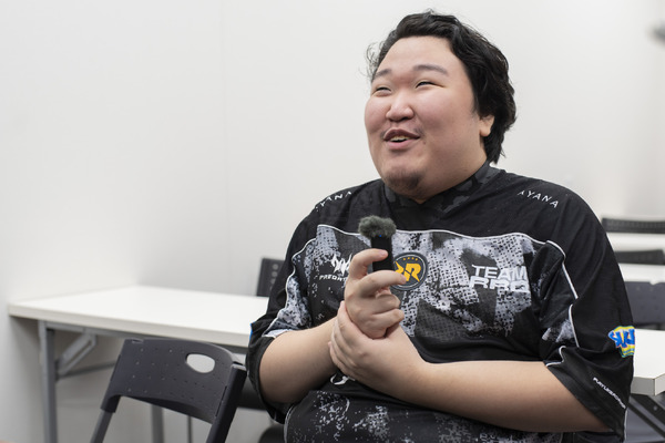 RRQ Jemkin「日本のファンの前で逆転勝利、最高に気持ちいい」―見事な