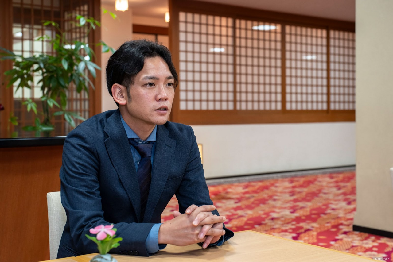 「仕事かLoLか」の毎日を送る支配人に聞く―なぜ伝統の温泉宿「神湯館」はeスポーツの拠点に？【インタビュー】