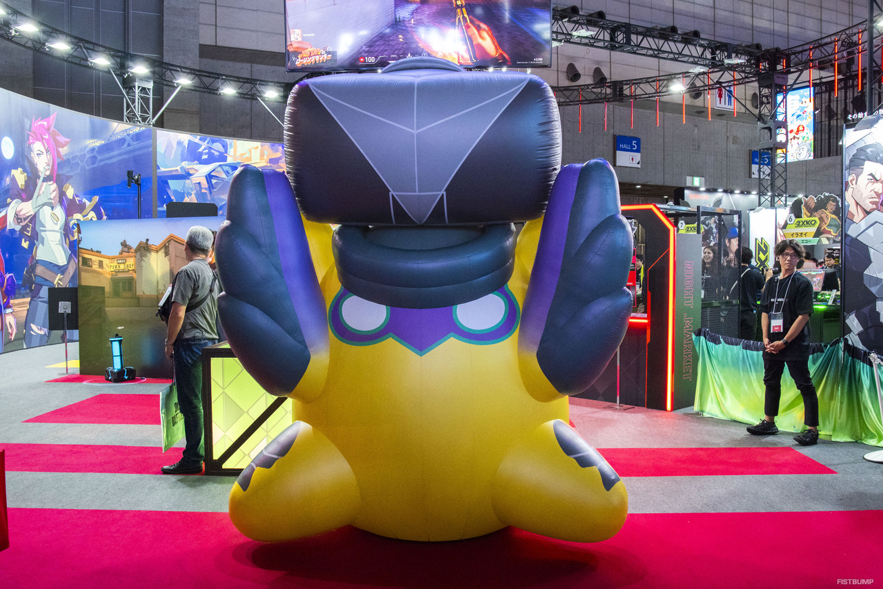「Riot Gamesブース」は見どころ盛りだくさん！リアル版ナイトマーケット、ヴァイのパンチングマシーン、ユナラの精神修養チャレンジなどを存分に体験してきた【TGS2025】