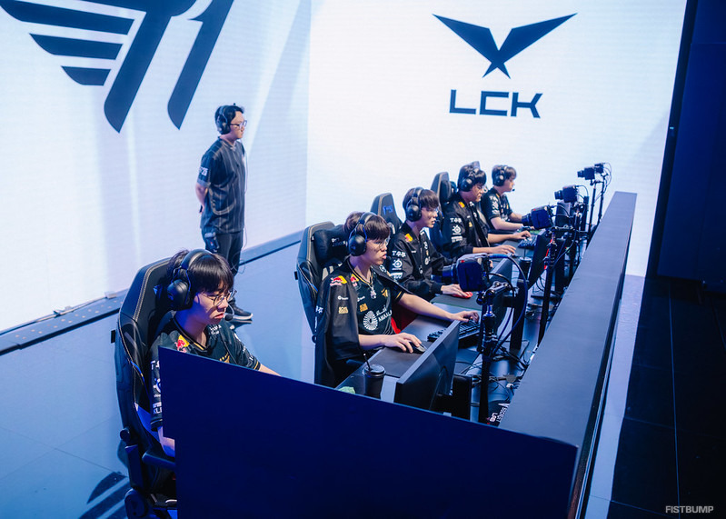 Worlds開幕戦の勝者はT1！ Faker「プレイインは先に1戦やれる長所だと考えた」【Worlds 2025インタビュー翻訳】