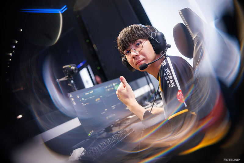 CFOがMSIのリベンジを果たし、T1に勝利！キヤナで大活躍のJunJiaがT1との激戦を振り返る【Worlds 2025インタビュー翻訳】