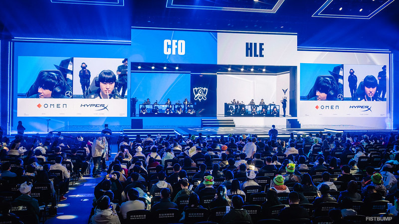 HLE、2-0でCFOを破りノックアウトステージ進出！Zeka「CFOは強いチームなのでバンピックから色々と準備した」【Worlds 2025インタビュー翻訳】
