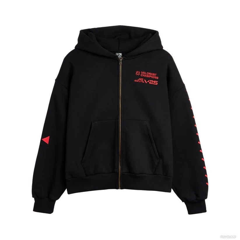「VALORANT Champions 2025」グッズがRiot Store Japanで販売開始！会場でも完売のレーシングジャケットやフーディー、スカーフなど7種がラインナップ