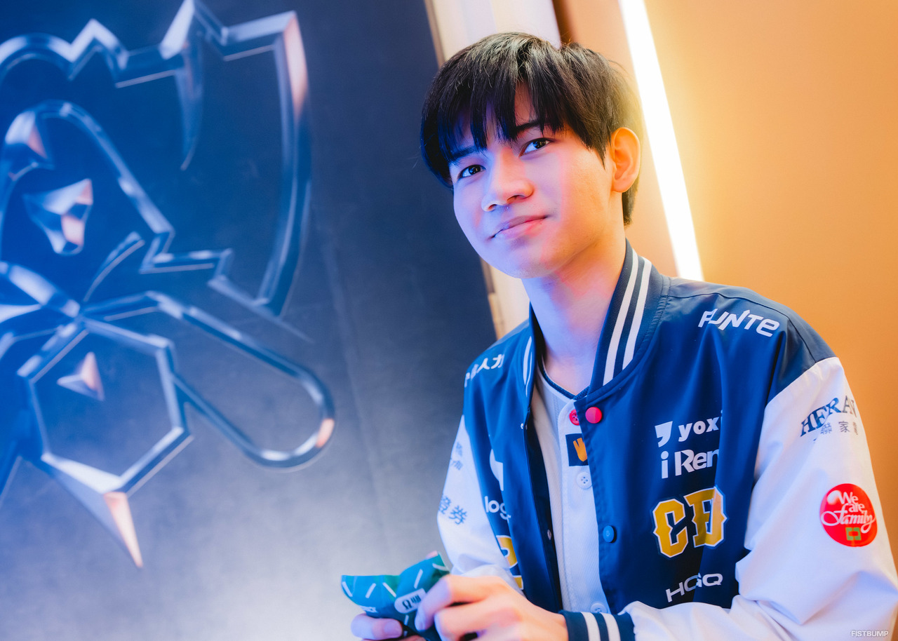 【Worlds 2025独占インタビュー】CFO HongQ「この試合を戦えたことが嬉しく、光栄に思う」―念願のベスト4進出はならずも、世界を震撼させ続けた新人MIDレーナーが試合後の心境を語る