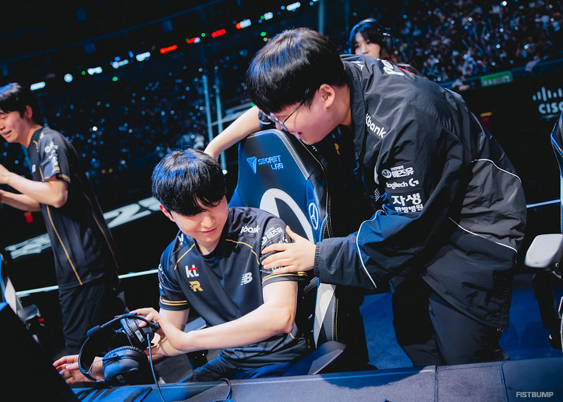 KTがGen.Gを3-1で破りファイナル進出！「選手の状況に合わせたバンピックがうまくいった」deokdamとPeterがベスト4の振り返りとファイナルの意気込みを語る【Worlds 2025インタビュー翻訳】