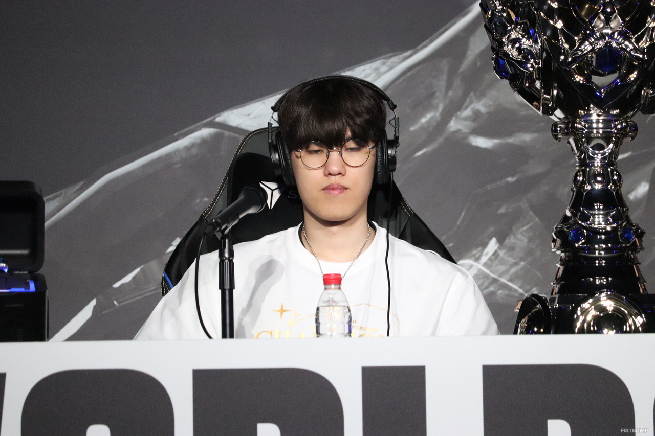 Faker「Game 3で負けたあと、残りは楽しくやらなきゃと思った」 ―Worlds 3連覇を達成したT1が語る“T1というチームの強さ”【合同インタビュー】