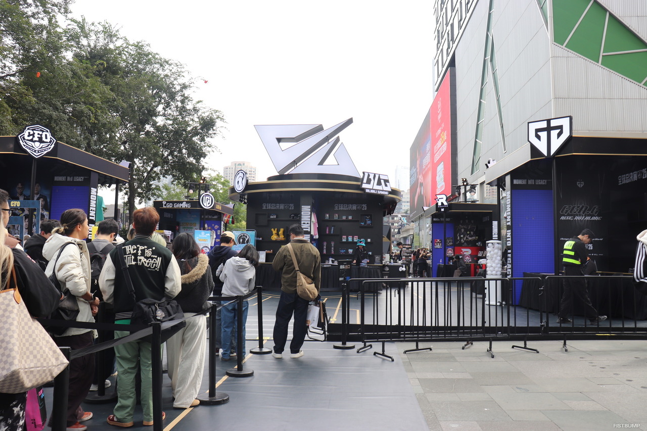 街全体が『LoL』一色に！「LoL Carnival」から白熱した「Worlds 2025」頂上決戦まで、中国・成都の盛り上がりを現地からお届け【フォトレポート】