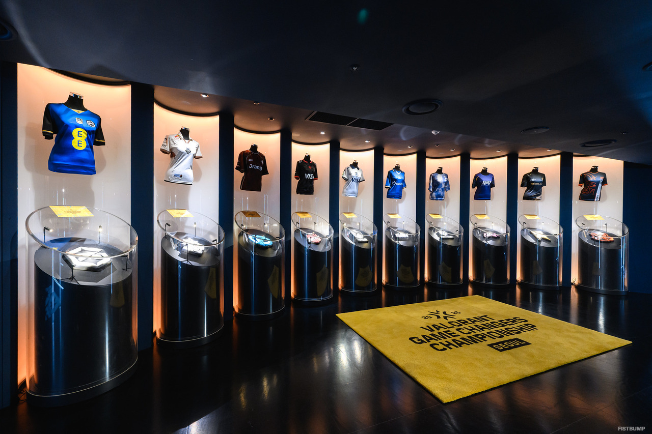 韓国「LoL Park」が「VAL Park」へ姿を変える―ネオンの巨大スタチューなどVALORANT特別装飾でGC Championshipを迎える