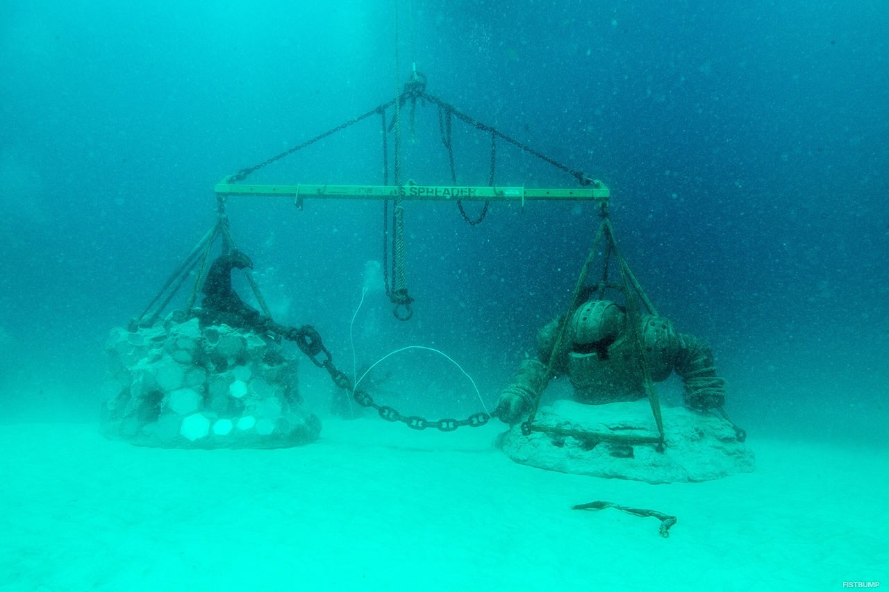 沈められた「リアル・ノーチラス」―4万人の名を刻み深海へ、海を守る存在として10年間、「現在の姿」は【LoL】