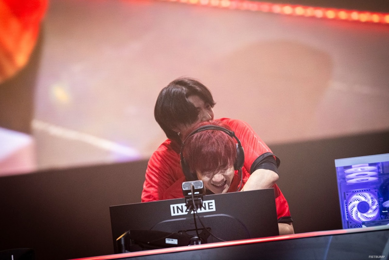 Medusa「MVPはダントツでツルギ」rion「優勝で恩返しできた」―優勝の裏側とrionのイベント哲学、Medusaへのアツい思いも飛び出した決勝後インタビュー【デビクラ杯】