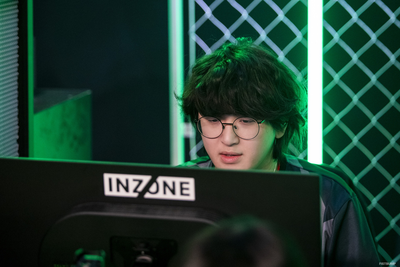 【Riot Games ONE 2025】ZETA・CR・ONEの三つ巴の激戦を写真で振り返る！「ライアットクアドラスロン」フォトアルバム【全115枚】