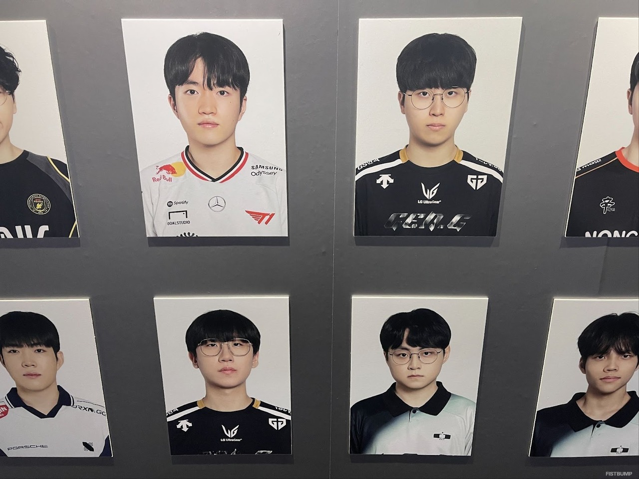 Faker「Peanut、戻ってこいよ」直筆メッセージも―LCK 2025シーズンを振り返る写真展「SEQUENCE 2025」フォトレポート