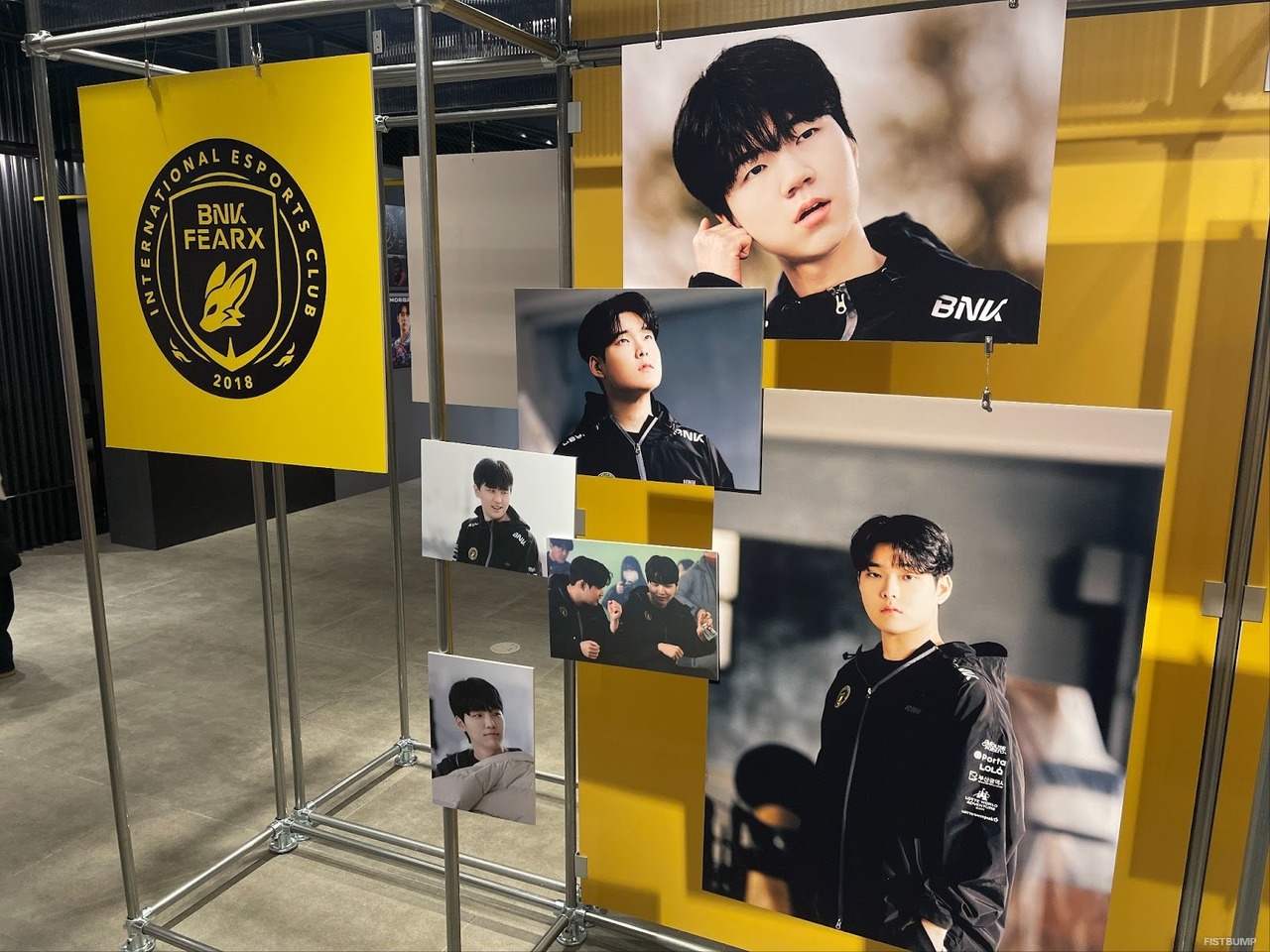 Faker「Peanut、戻ってこいよ」直筆メッセージも―LCK 2025シーズンを振り返る写真展「SEQUENCE 2025」フォトレポート