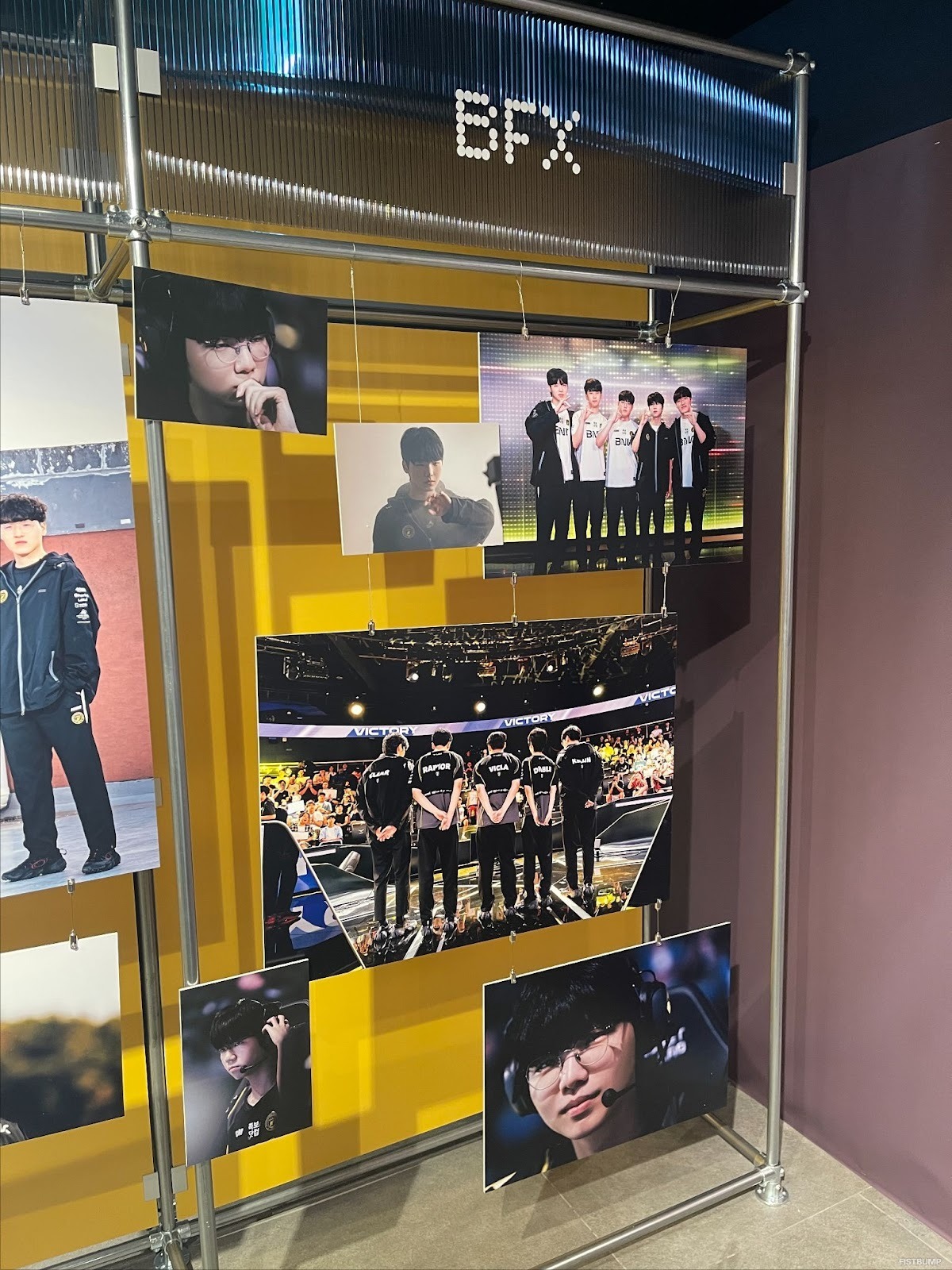 Faker「Peanut、戻ってこいよ」直筆メッセージも―LCK 2025シーズンを振り返る写真展「SEQUENCE 2025」フォトレポート