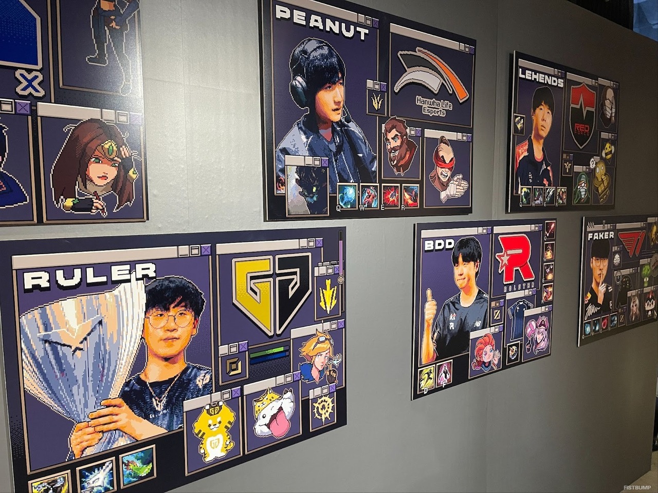 Faker「Peanut、戻ってこいよ」直筆メッセージも―LCK 2025シーズンを振り返る写真展「SEQUENCE 2025」フォトレポート