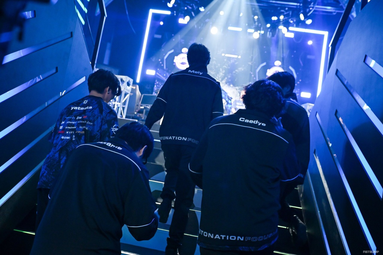 DFMがプレイオフ進出決定！プレッシャーの中で辛くも掴んだ勝利、ウェイレイのナーフやロールチェンジをyatsukaとNorthernLightsが語る【VCT Pacific 2026 Stage 1 合同インタビュー】