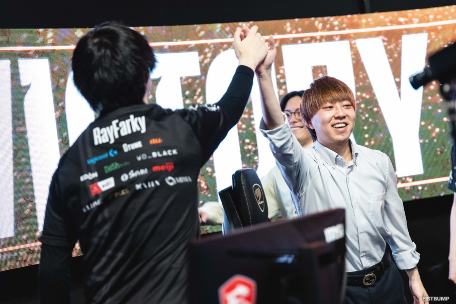 ENC『LoL』日本代表の指揮官も務めるPazコーチって何者？プレイヤーからTier1リーグ唯一の日本人コーチへ、3ヵ国語を操るポリバレントさを持つ唯一無二の人材