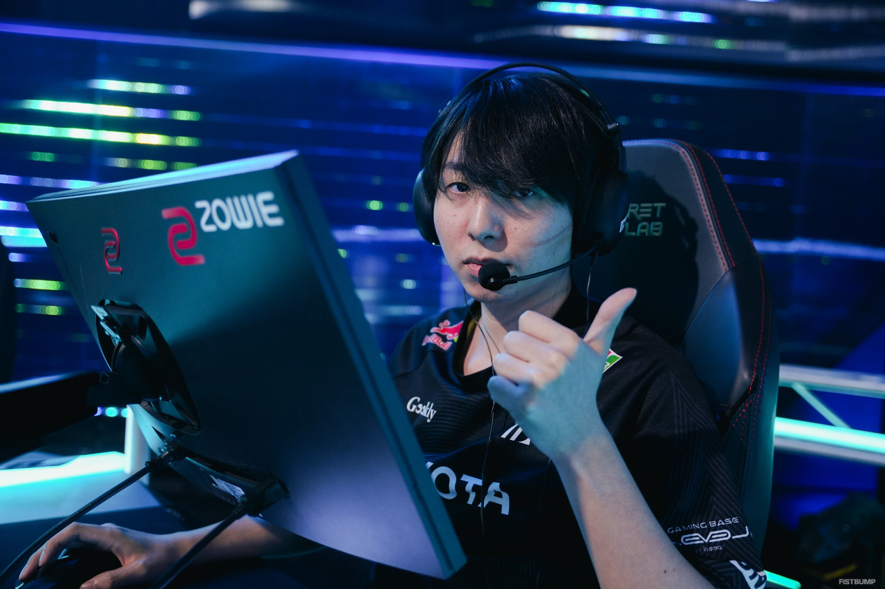 ZETA SugarZ3ro「1ラウンド、1マップ、1試合と勝利を目標に勝つことしか考えてなかった」―勝ちきれなかったサンセットと大会に飲まれたアセント、ryota-とSugarZ3roがGenG戦の感想を語る【VCT Pacific Stage 2 合同インタビュー】