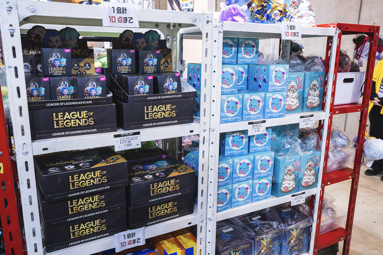 「東京ゲームショウ2026」に出展された「FUTAROKU」ブースを現地レポート！『LoL』『VALORANT』新作めじるしチャームやTシャツが数量限定で販売【TGS2026】