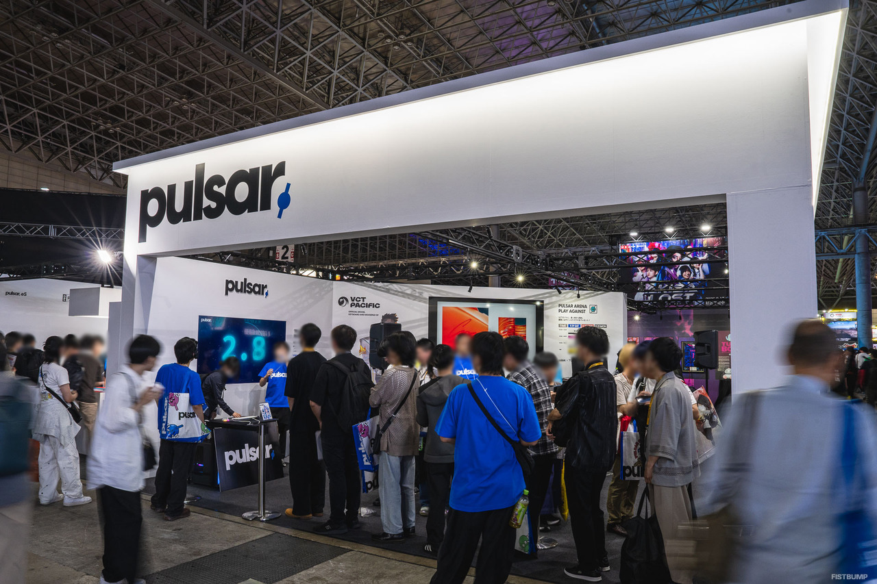 東京ゲームショウ2026「Pulsar」ブースを現地レポート！デバイス試遊やPRXユニフォーム、“somethingのパネルスタンド”も展示【TGS2026】