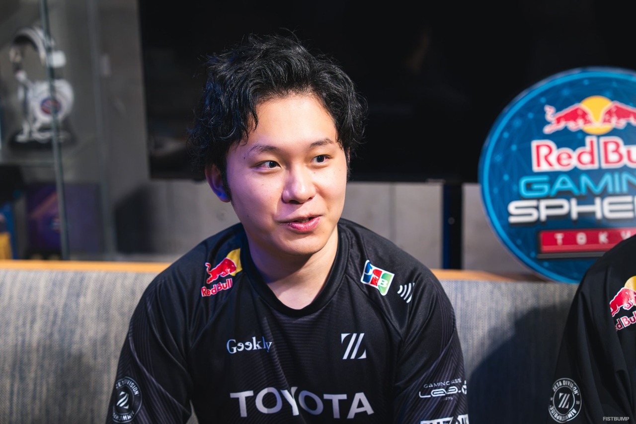 「寝て起きて『TFT』して1食だけ食べて寝る」「moriさんはムードメーカー」title・yatsuhashiに聞く、ZETAメンバーと競技への向き合い方【インタビュー】