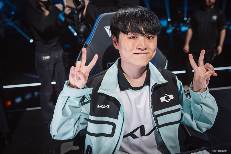 ShowMaker「新たな目標のWorlds 2回優勝と、ファンの皆さんを幸せにしたい気持ちでいっぱい」―DKがG2戦で不利を覆して勝利！【Worlds 2026インタビュー翻訳】