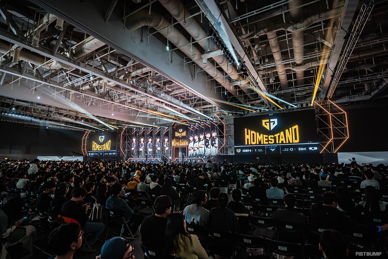 【現地レポート】LCKの“ホームイベント”ってなに？公式試合、ファンミ、グッズ…アウェーファンも笑顔になれる！「Gen.G HOME STAND」に潜入