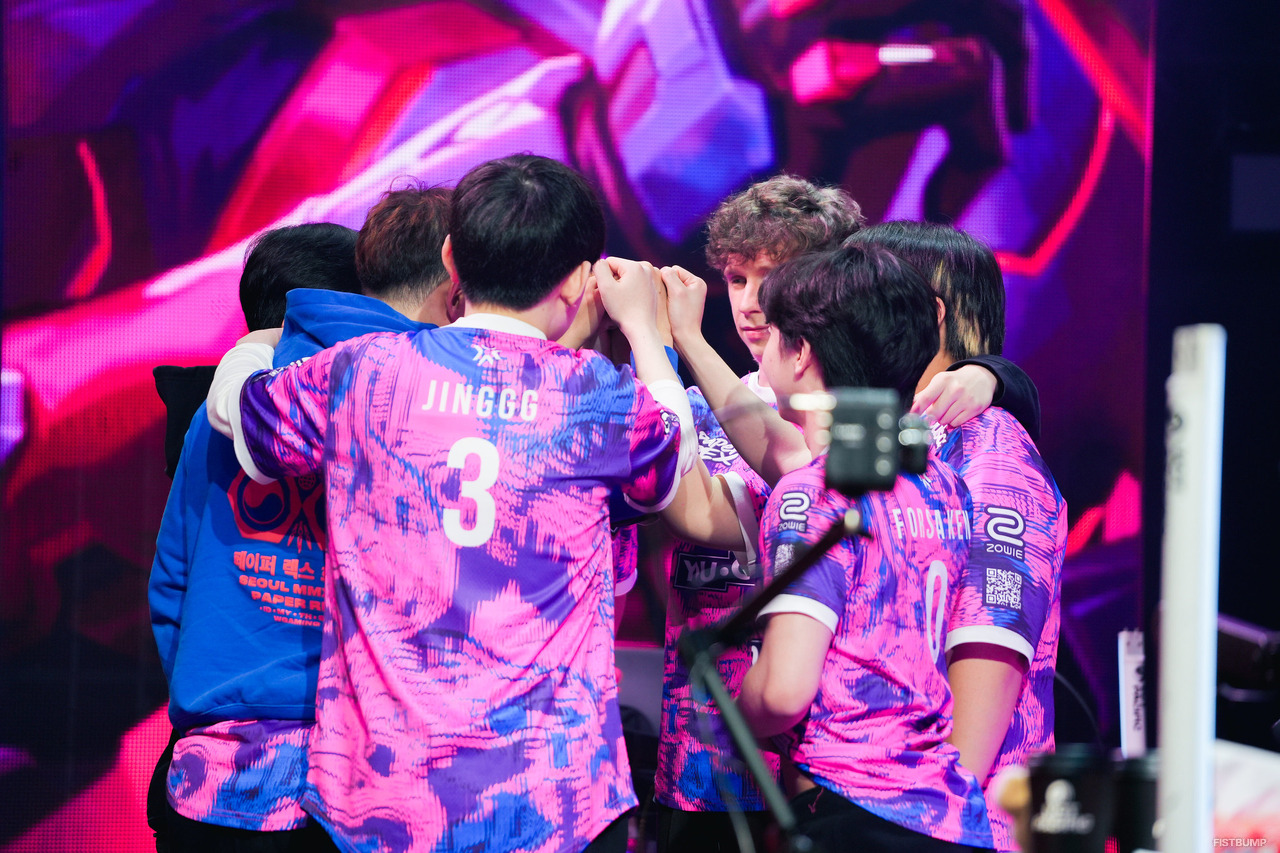 PRXは選手の“様子だけ”配信、背中で語る恐竜たち―eスポーツW杯予選の配信はなし、ユニークな施策