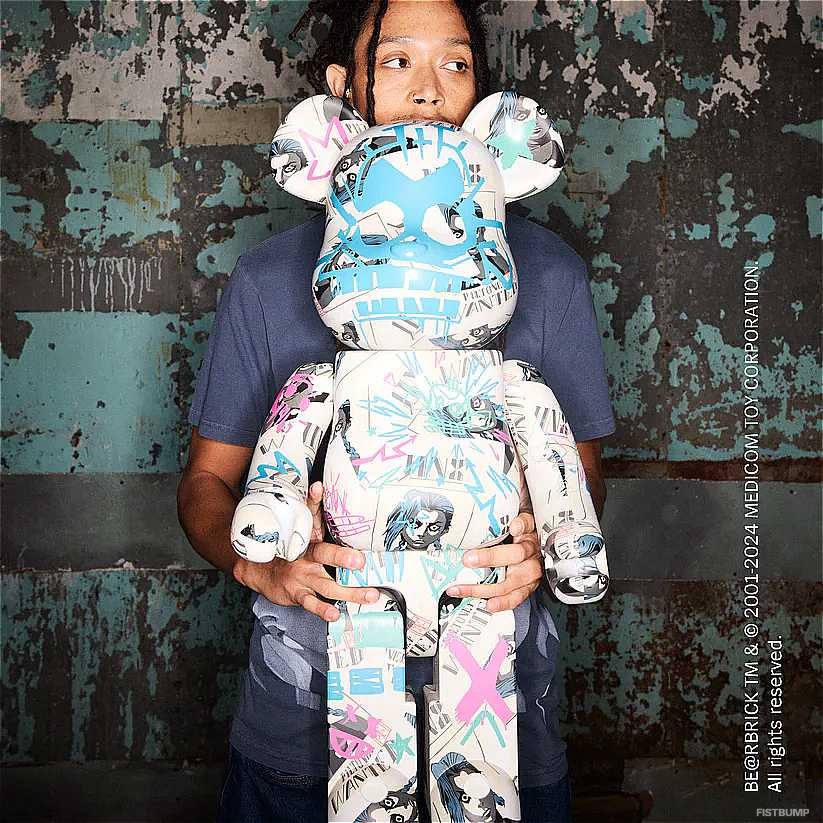 「BE@RBRICK × アーケイン」コラボプロダクトが発売！ジンクス指名手配書をデザイン―大きめサイズもラインナップ