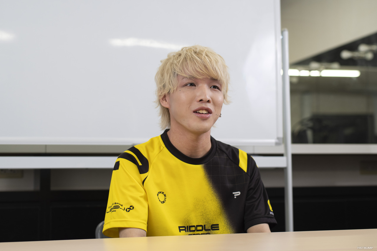 RIDDLE Minty「1回の優勝で満足しない」―コントローラーとしての成長、練習で気合いを入れる秘訣、Season Finalへの意気込みを訊く【VALORANT Challengers Japan 独占インタビュー】