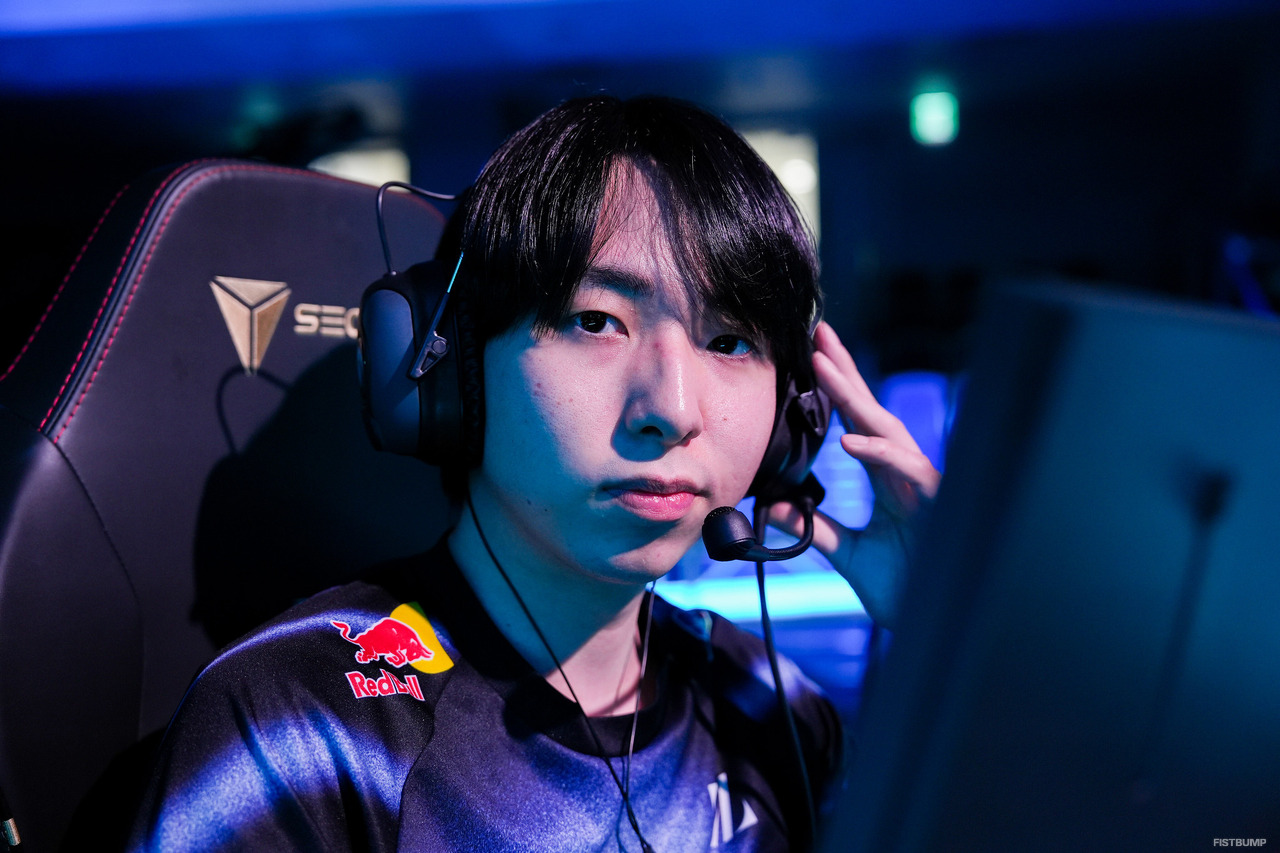 ZETA XQQ「ロータスは自分たちのやりたいことができた。勝ち切るためには“適応力”が必要」―DFM戦の敗因や新マップ「カロード」について語る【VCT Pacific 合同インタビュー】