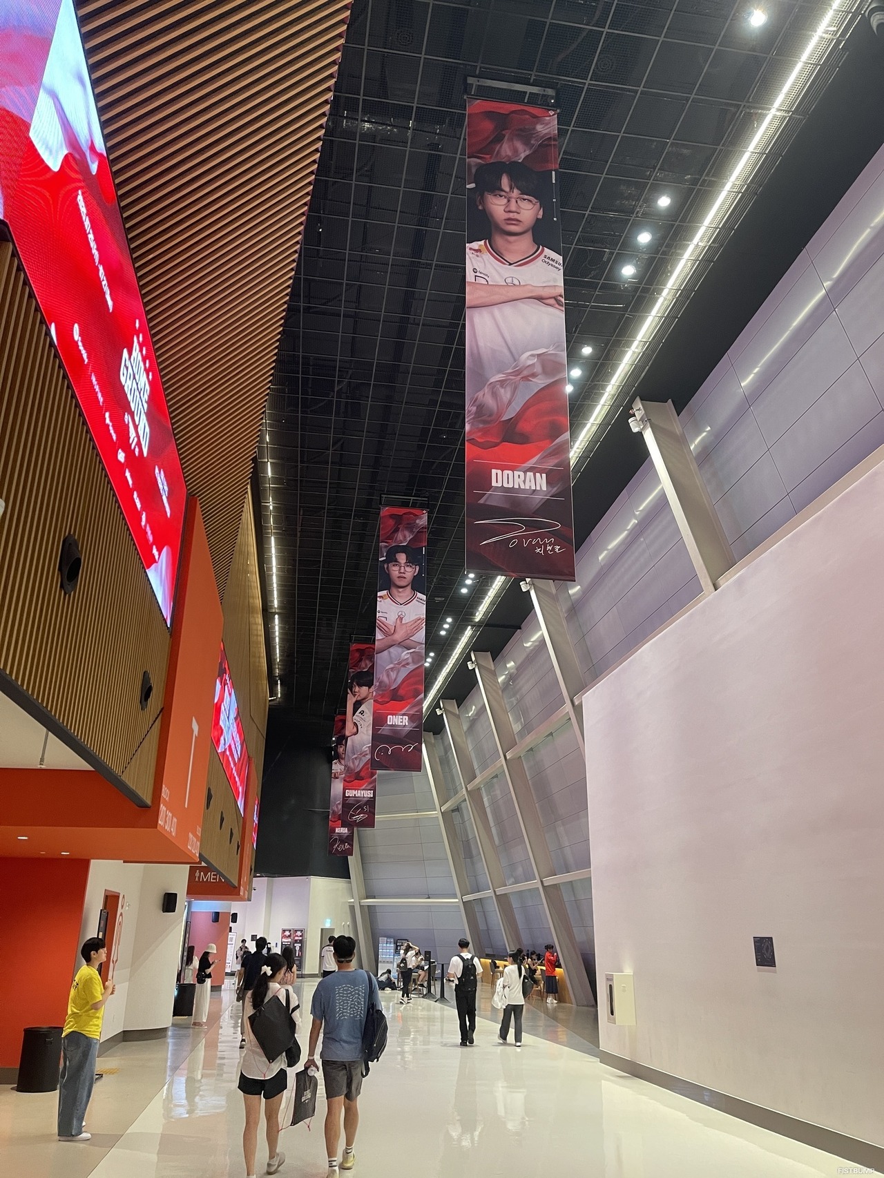 Faker「チームメンバーとHome Groundで勝利できてとても嬉しい」―熱狂の渦に包まれたイベントを写真で振り返る「T1 Home Ground」フォトレポート