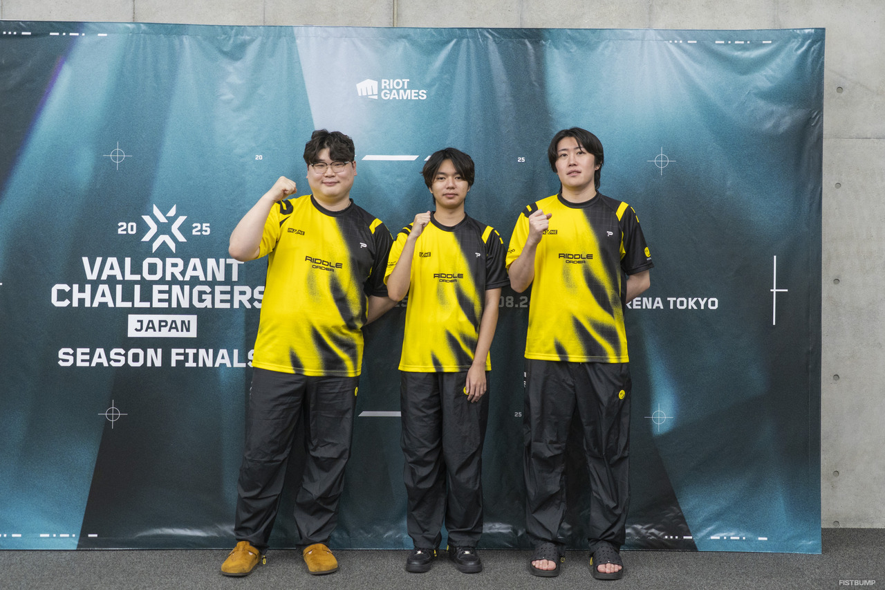JoxJoとBlackWizの因縁、yatsukaの挑発、そしてGONのスーツ姿―各チームの懸ける想いが垣間見えた「Season Finals」前日記者会見をレポート【Challengers Japan 2025 Season Finals】