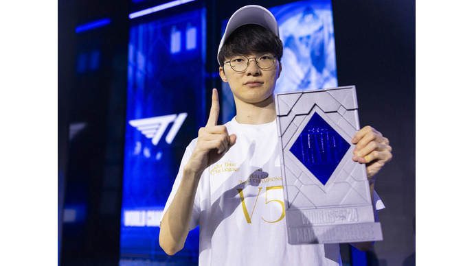 【Worlds 2024】「T1」が2連覇、そして5度目の王者へ―Faker「来年は優勝までの過程も満足できるものにしたい」【インタビュー翻訳】 画像