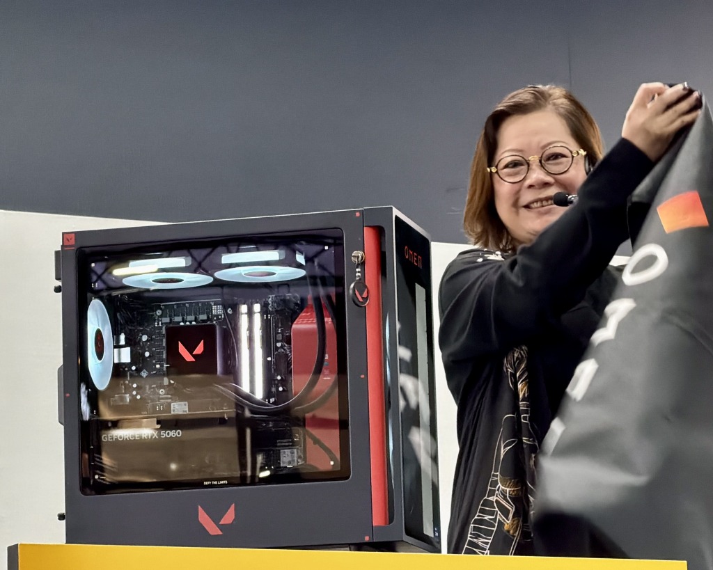 【コスパ最強でApexやValorantが130fpsオーバー！】ゲーミングPC 10528.jpg