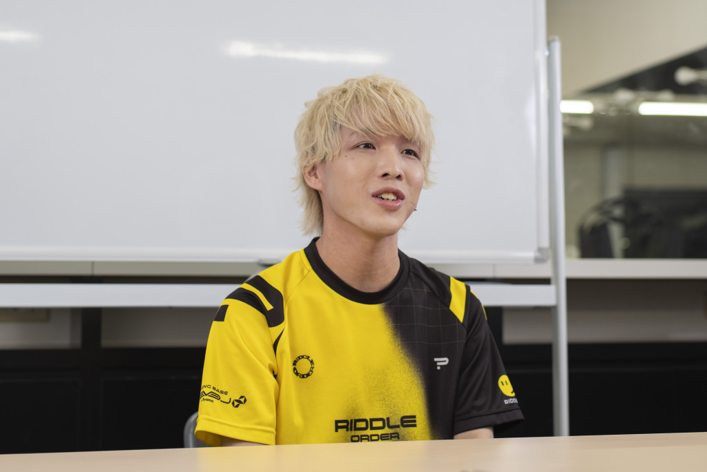 RIDDLE Minty「1回の優勝で満足しない」―コントローラーとしての成長