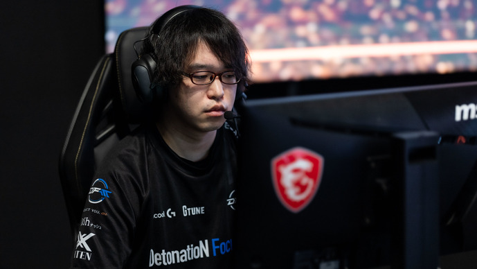 DFM Rayfarky「チームとして狙いは持てていたが、個人技で壊されてしまった」―プレイオフ初戦は黒星、敗退をかけローワーブラケットへ【LCP Season Finals】