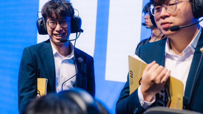 CFO Chawy「私が犠牲にしてきたすべてが報われた証」―台湾地域を10年ぶりのベスト8に導いた監督が海外メディアのインタビューで喜びを語る【Worlds 2025】