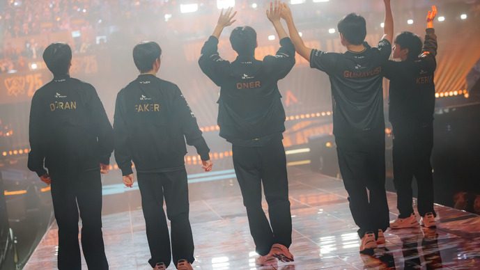 Worlds 2025はT1が前人未到の3連覇！ 先に王手を許すも「伝説は倒れず」、15周年の歴史に新たな1ページ【リーグ・オブ・レジェンド】