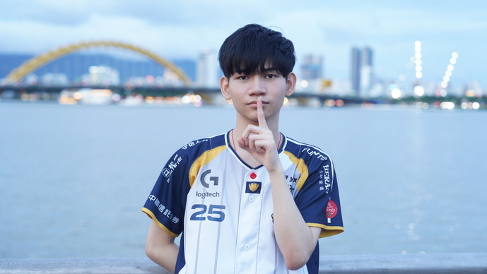 CFO、“LCPの神童”HongQ選手の退団を発表―Junjia、Kaiwingら3名が退団し、チーム再編へ【リーグ・オブ・レジェンド】