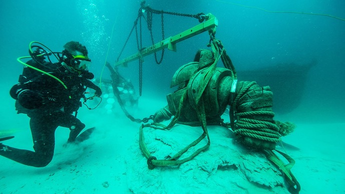 沈められた「リアル・ノーチラス」―4万人の名を刻み深海へ、海を守る存在として10年間、「現在の姿」は【LoL】