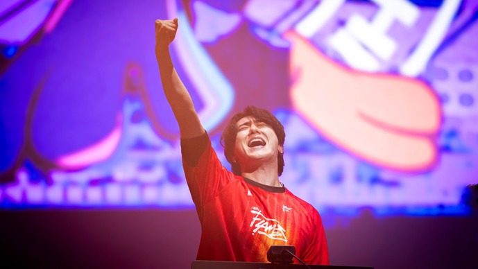 Medusa「MVPはダントツでツルギ」rion「優勝で恩返しできた」―優勝の裏側とrionのイベント哲学、Medusaへのアツい思いも飛び出した決勝後インタビュー【デビクラ杯】