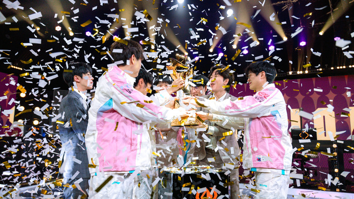 BLGが「First Stand 2026」優勝！LECの星・G2を振り切り、LPLの強豪が"4度目の正直"で念願の国際タイトルを獲得【First Stand 2026】