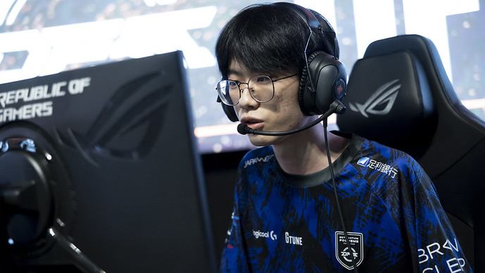 DFM Fisher「前回と同じパターンで負けてしまったので修正が必要」―CFO相手に1-2惜敗のDFM、問題点は何度も相手に有利を渡してしまったこと【LCP 2026 Split 2】