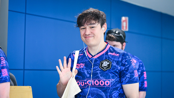 PRXの新Vlog公開―alecksコーチのFワード連発でピー音だらけの鼓舞が赤裸々に公開される【VCT Pacific】