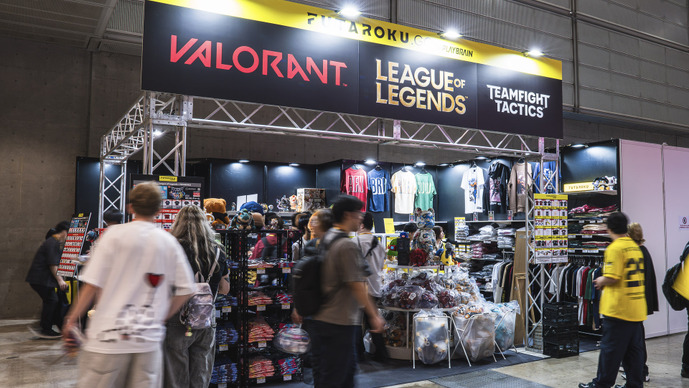 「東京ゲームショウ2026」に出展された「FUTAROKU」ブースを現地レポート！『LoL』『VALORANT』新作めじるしチャームやTシャツが数量限定で販売【TGS2026】