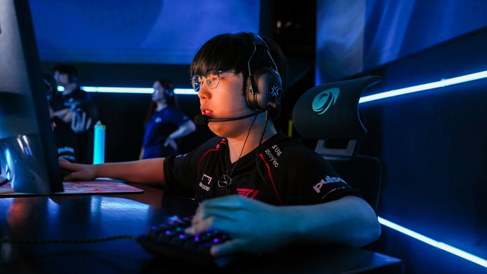 Sayaplayer、試合中にWootingキーボードにコーヒーこぼすも「ふもっふのおみせ」が爆速対応みせる―代表が予備在庫を渡すよう指示