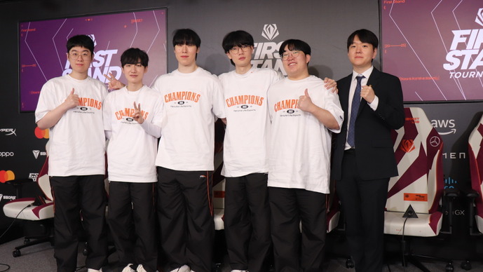 Zeus「あとはMSIも優勝したい」―優勝後の「HLE」合同インタビューをレポート【First Stand 2025】