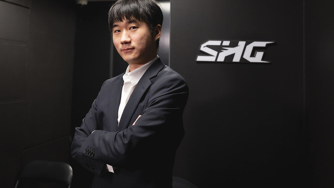 SHG Momentコーチ「選手たちが試合中で成長を見せてくれた」―DFM戦後のインタビューで勝利の喜びとチームの課題点を聞いた【LCP Mid Season】